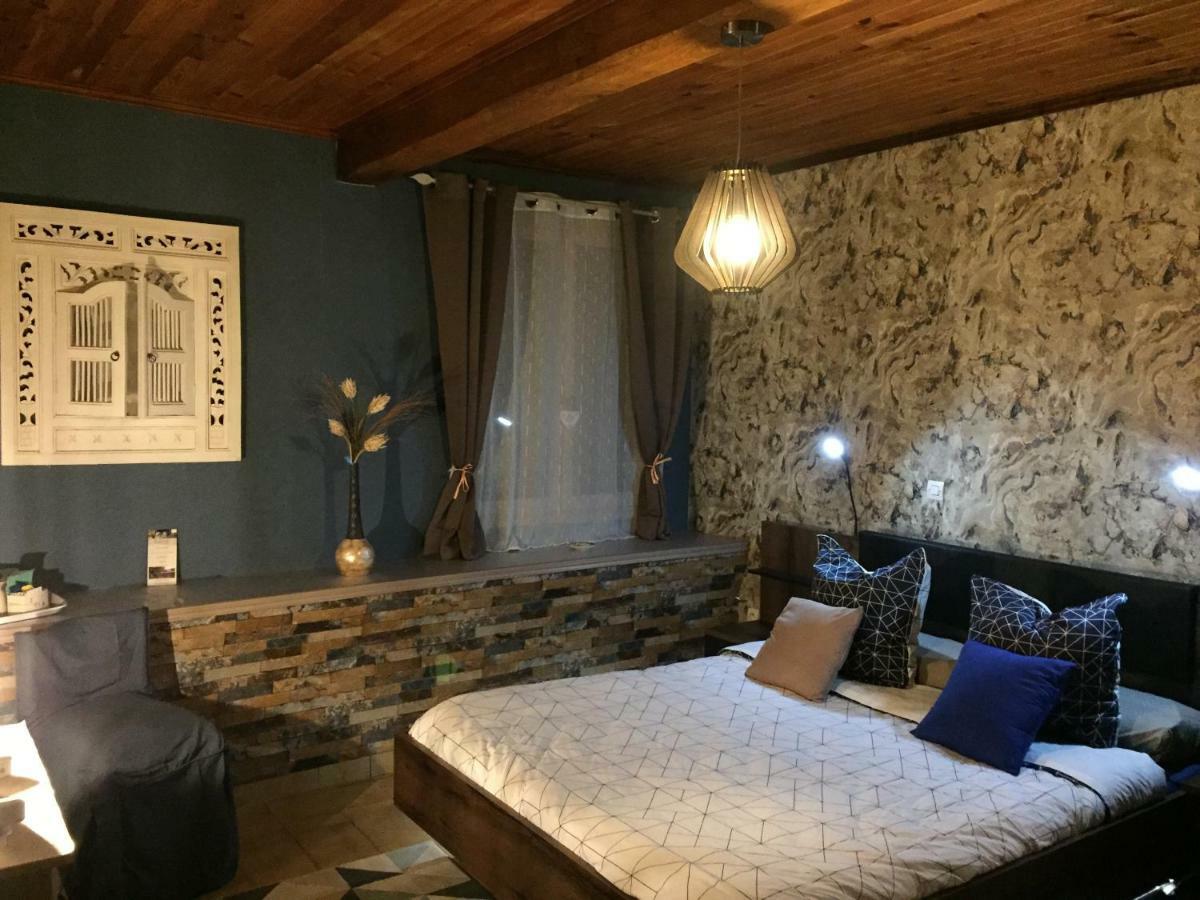 Domaine Jeanne D'Arc Bed and Breakfast Valhuon Buitenkant foto